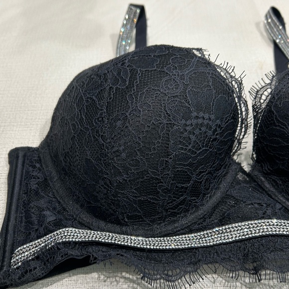 VS Victoria’s Secret Very Sexy Lightly Lined Studded Lace Demi Bra Size- 36C - Picture 4 of 6